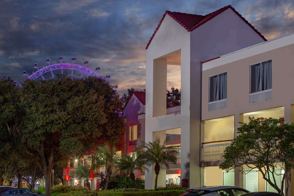 Quality Inn Orlando Near International Drive 3*