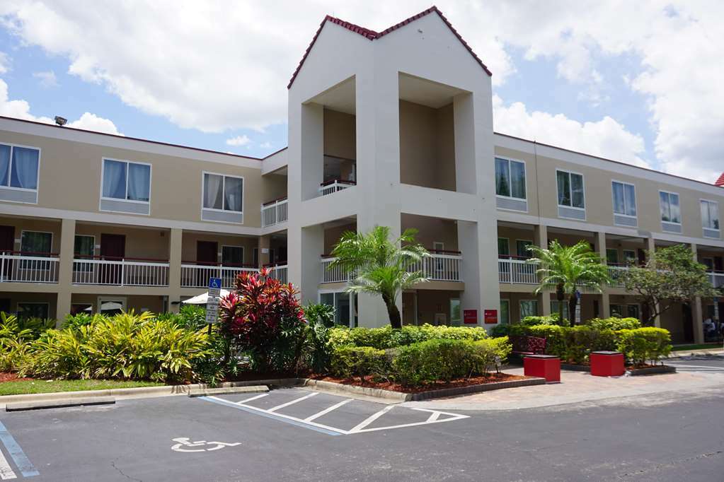 Quality Inn Orlando Near International Drive Hotel 3*